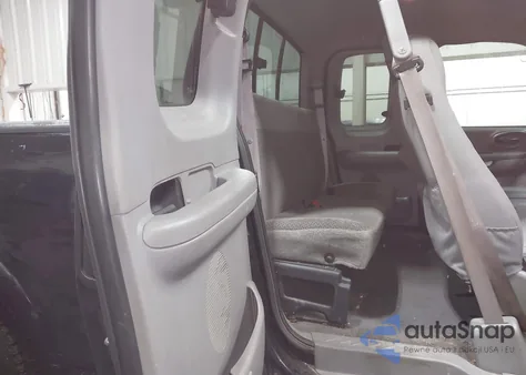 1999 Ford F-150 Lariat/Work Series/Xl/Xlt z USA, uszkodzony, nr VIN 1FTRX18W0XNB70955